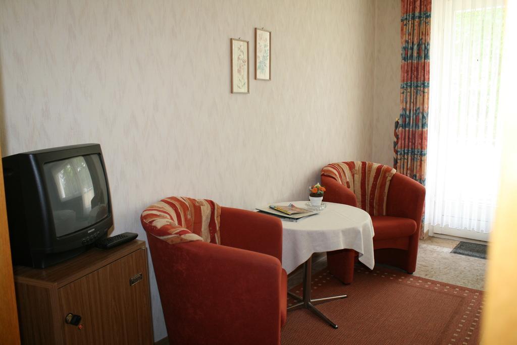 Hotel Haus Hellhohl Brilon Zimmer foto
