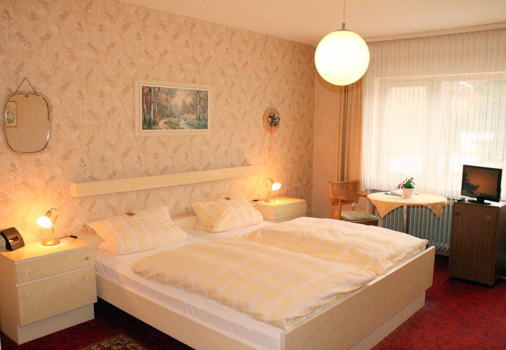 Hotel Haus Hellhohl Brilon Zimmer foto
